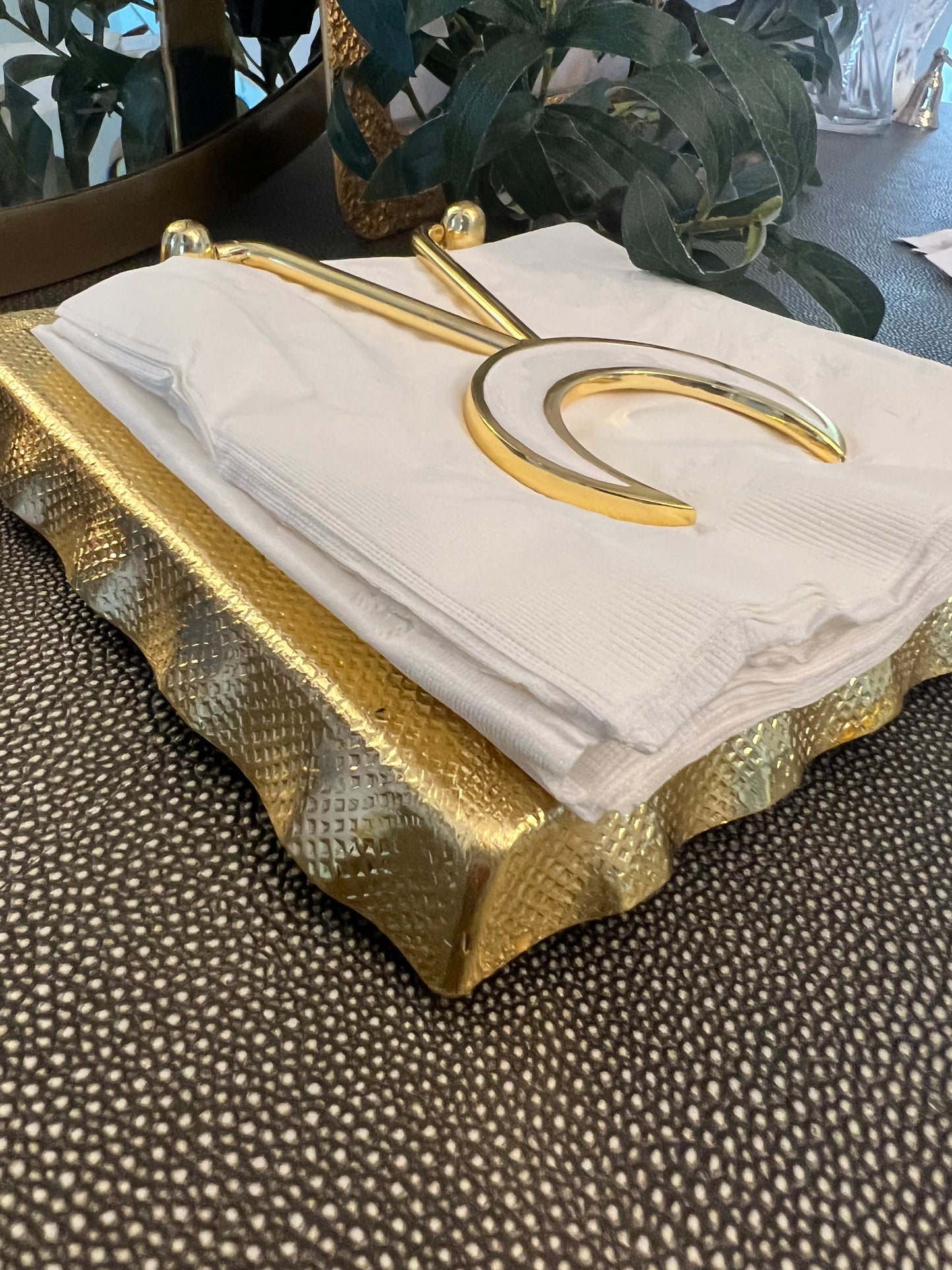 Gold Ripple and Marble Napkin Holder Moon Details (Ramadan/Eid)