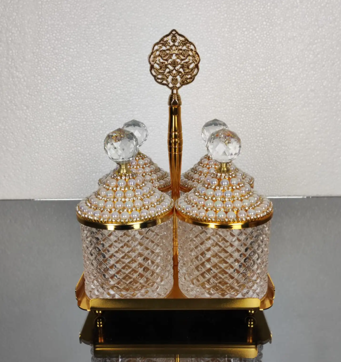 Gold Pearl 4 Pcs Spices Hammered Canister with Stand Set