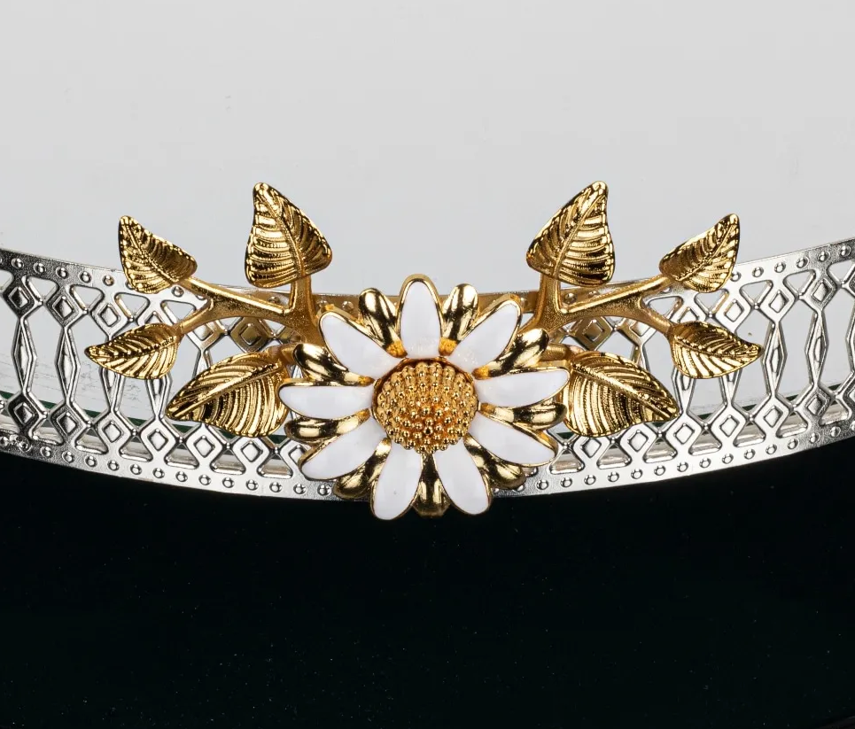 Silver Round Tray with Gold Floral Details (3 Sizes)