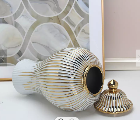 Gold and White Ginger Jar (2 Sizes)