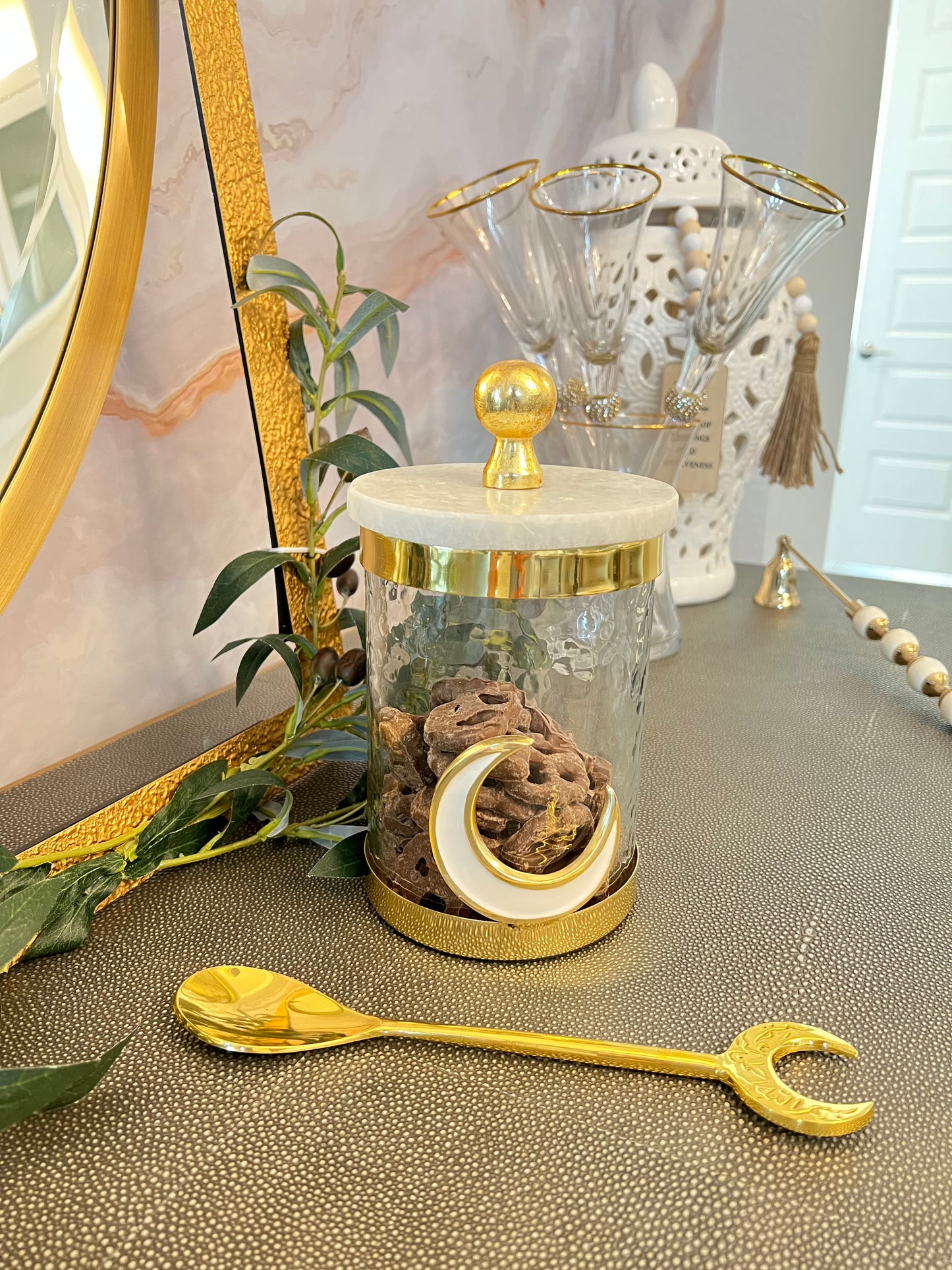 Marble and Gold Canister with Moon Detailed (Eid/Ramadan)