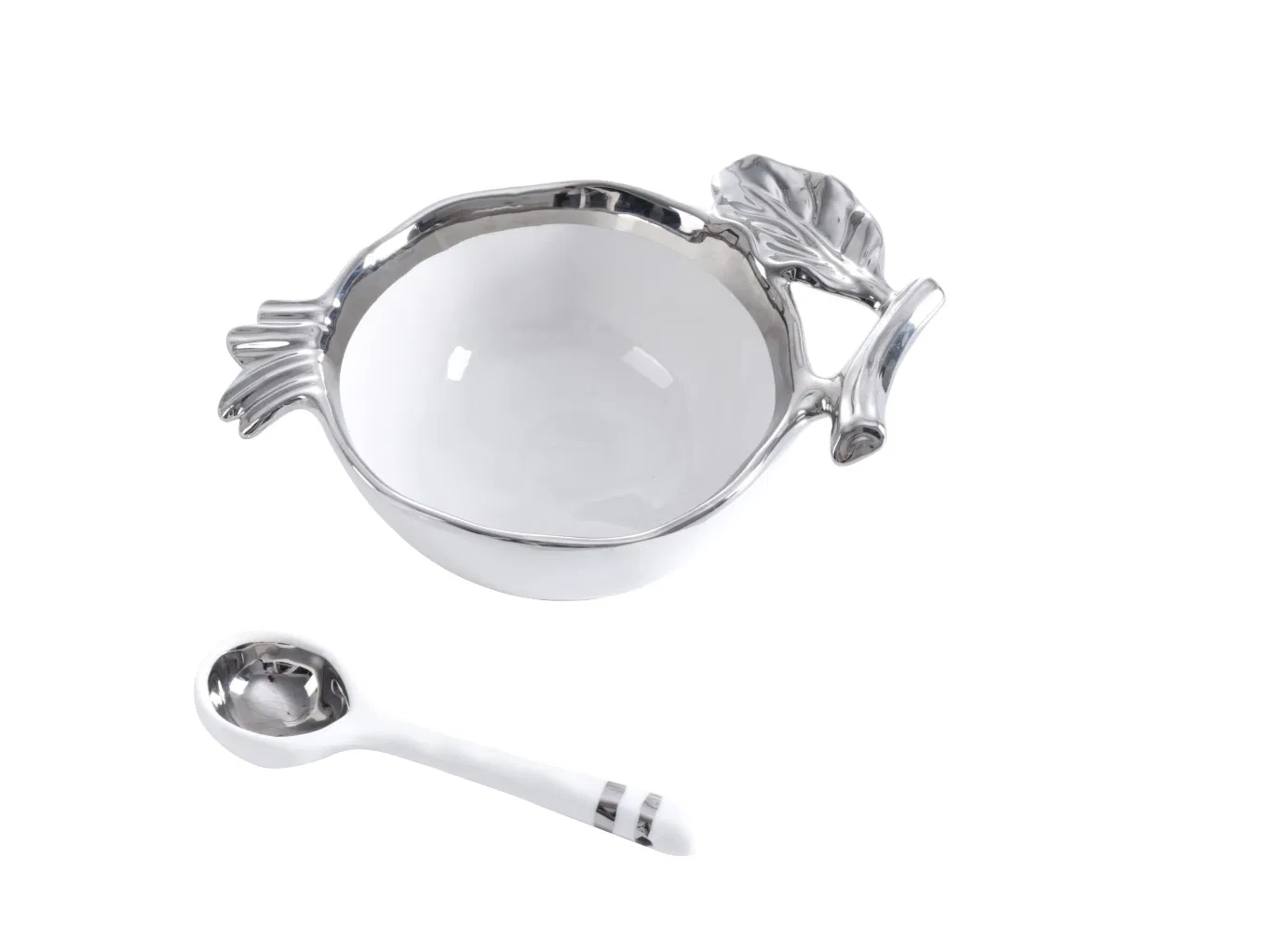 Silver Hammered Snack Bowl with Leaf Handle