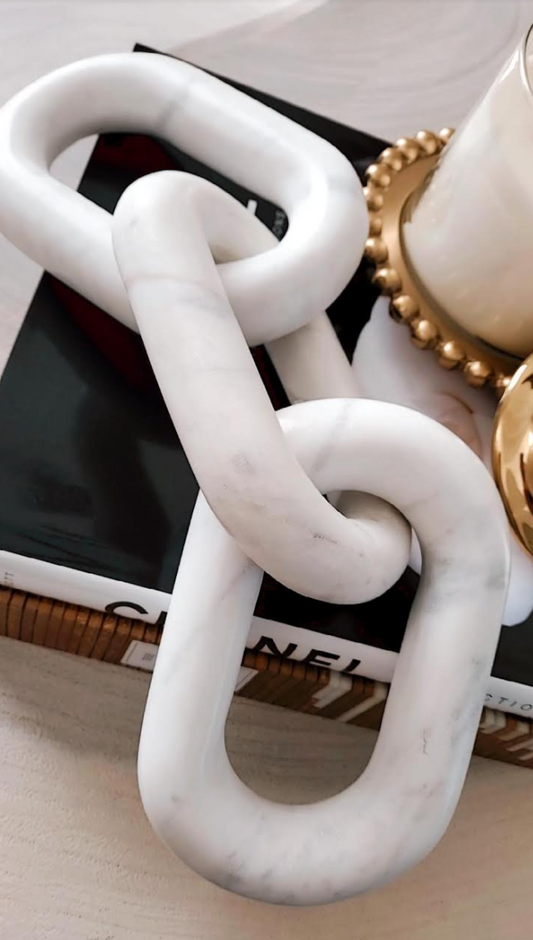 Marble Chain Decor