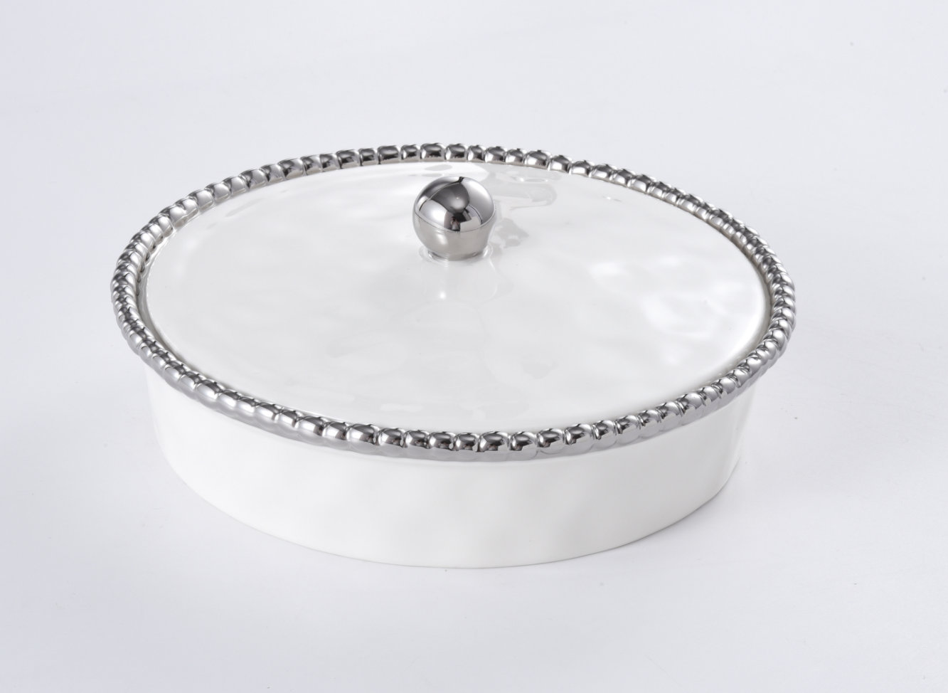 Silver Beaded Round Baker with Lid