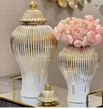 Gold and White Ginger Jar (2 Sizes)
